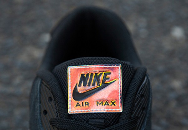 Nike Air Max 90 “Iridescent Swoosh” 3