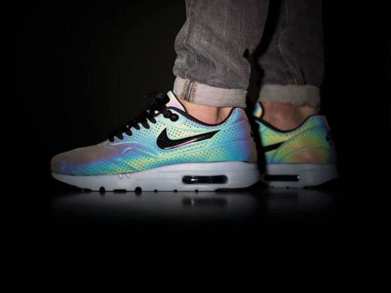 air max 90 ultra moire iridescent