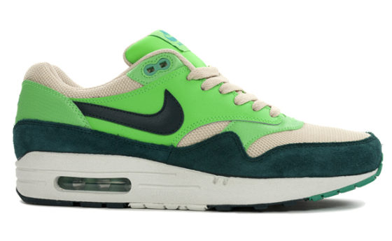 teal blue nike air max