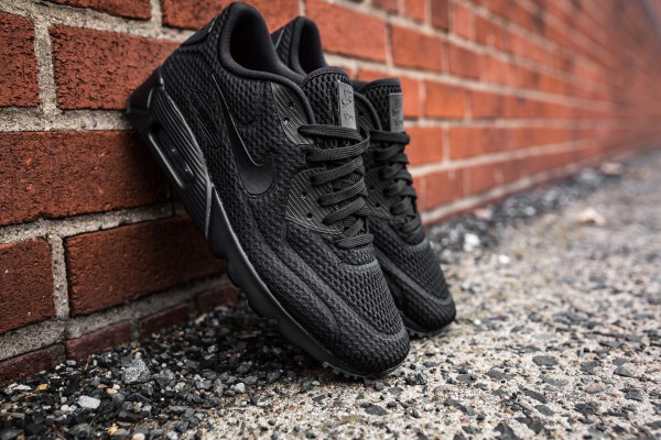 Nike Air Max 90 Ultra BR – Black 2