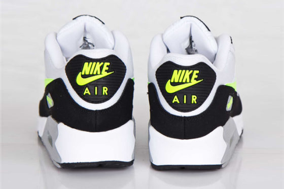 nike volt white