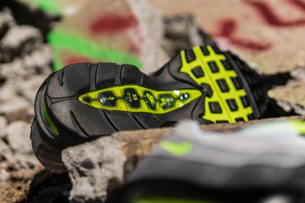 Nike Air Max 95 “Neon” 7