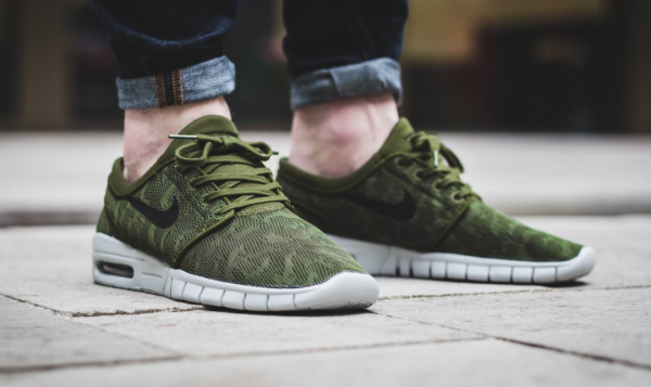Nike Stefan Janoski Max - Legion Green/Black-Pure Platinum 2