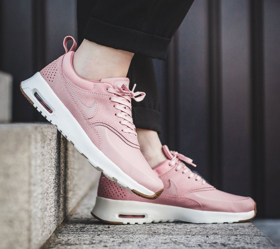 airmax thea pink