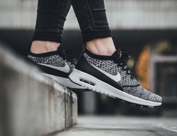 Nike WMNS Air Max Thea Ultra Flyknit - Black/White 3